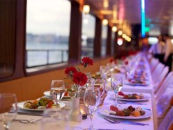 Bosphorus Dinner Cruise with Unlimited Soft Drinks&Turkish Night Show(ALL-INCLUSIVE)