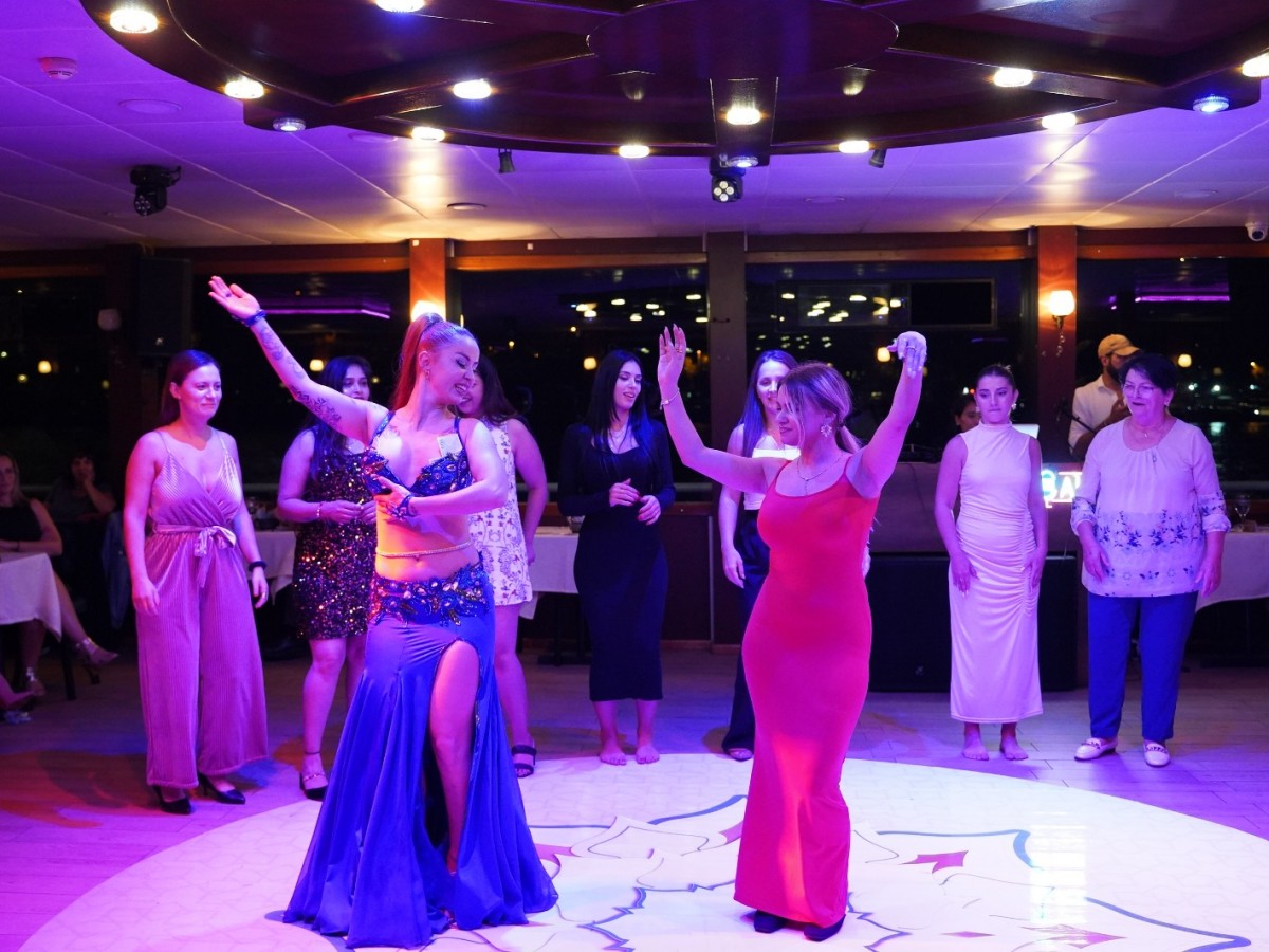 Bosphorus Dinner Cruise: Private Table, Turkish Night Shows & Hotel Transfer Included – photo 7
